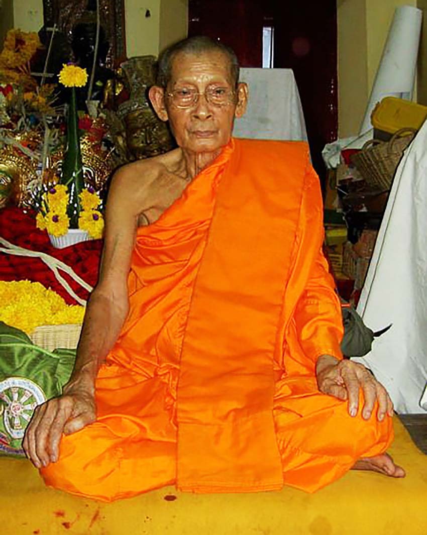 หลวงพ่อทรง-ฉันทโสภี-B-1-850P.jpg